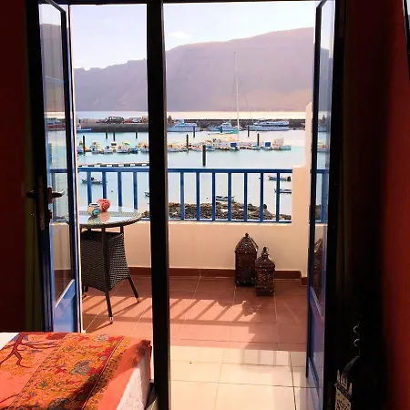 Marrakech Beach, La Graciosa. Caleta de Sebo